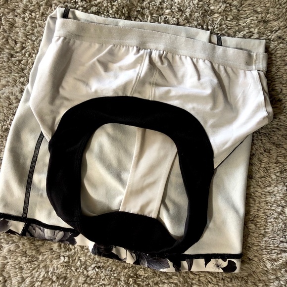 Lululemon Tank - Picture 7 of 7